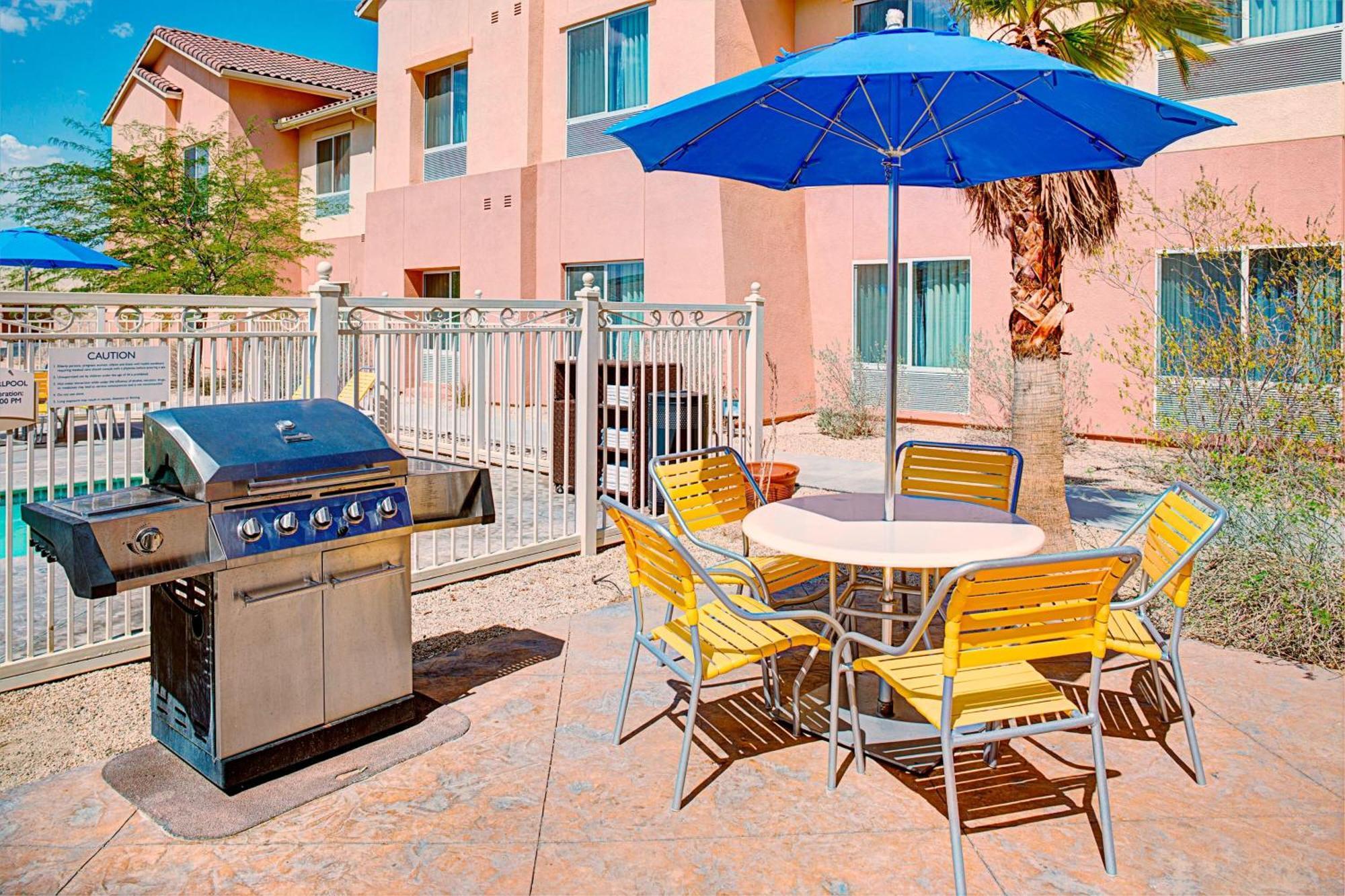Fairfield Inn & Suites Twentynine Palms - Joshua Tree National Park Esterno foto
